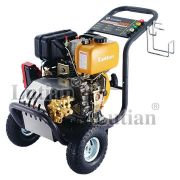 Máy phun áp lực chạy dầu Lutian 15D28-7A (7HP)