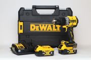 Máy khoan động lực dùng pin DeWalt DCD805P2